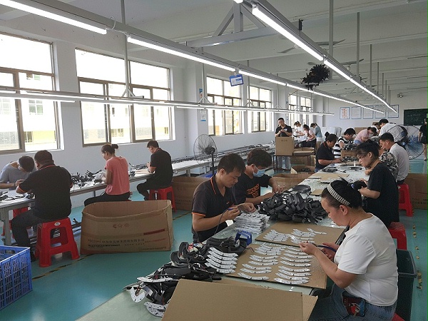 亮化灯具车间